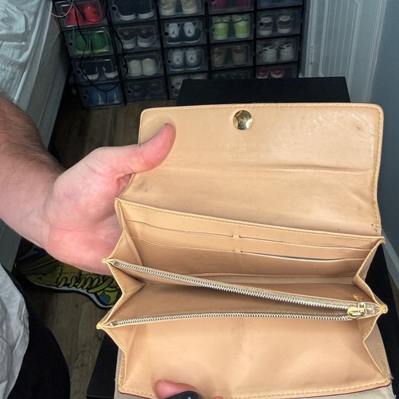 LOUIS VUITTON WHITE
MONOGRAM/MURAKAMI LONG
WALLET - Picture 4 of 6